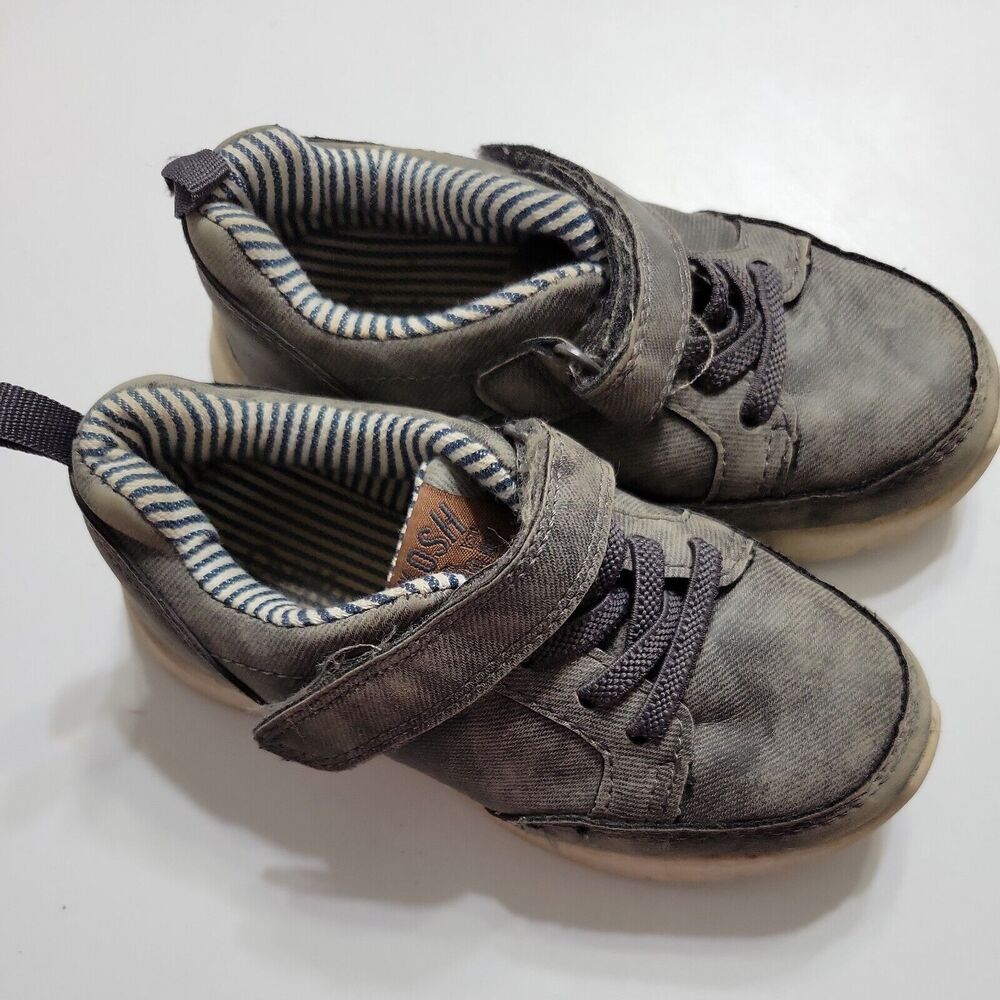 Oshkosh Bgosh Boys 9 Casual Sneaker Black Low Top‎ Hook & Loop Lace Up Comfort